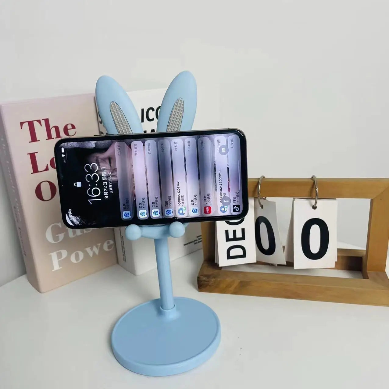 BunnyDock Phone Stand